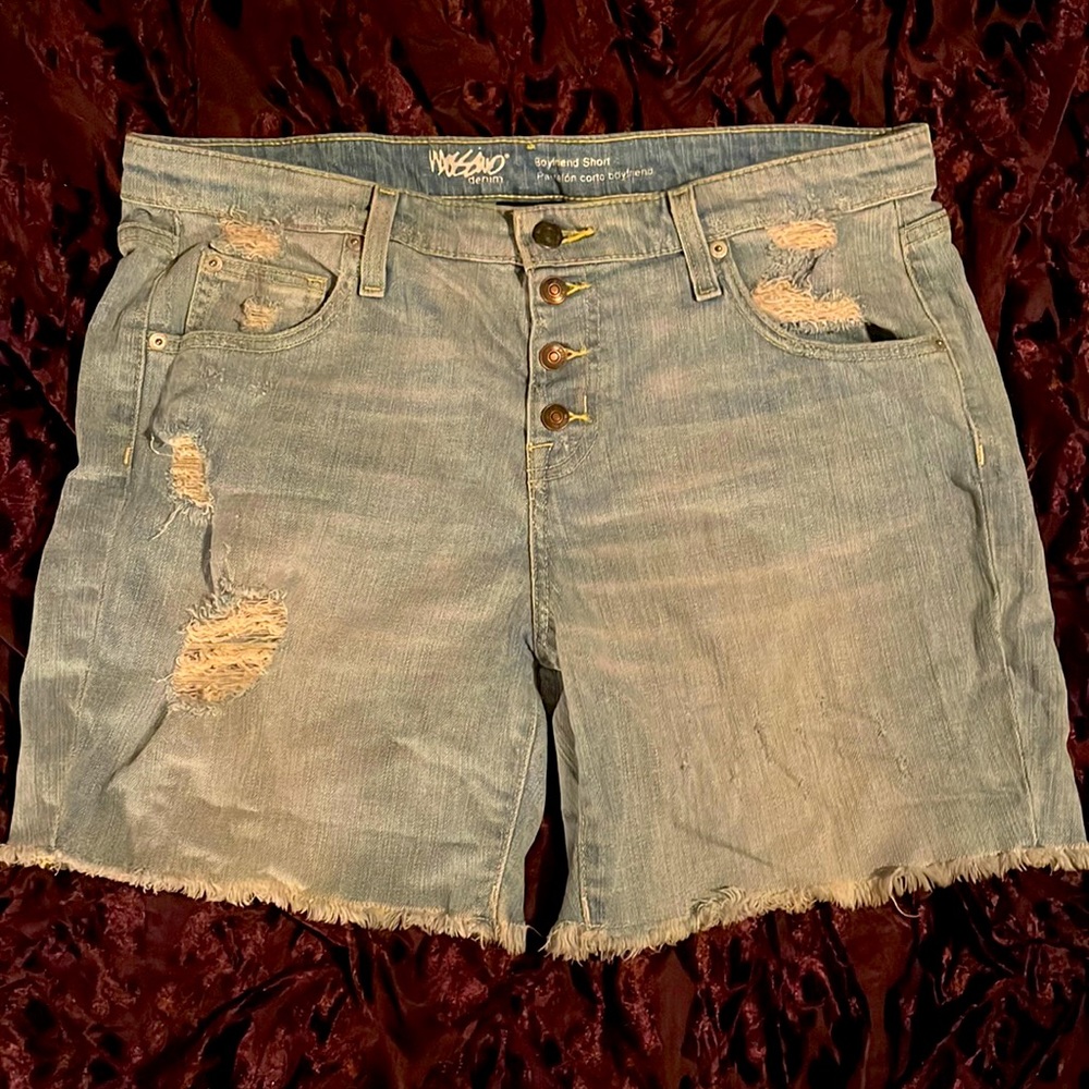 Mossimo boyfriend shorts! Women’s Size 12!